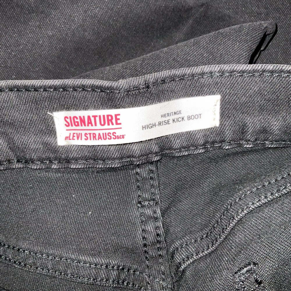 Signature Levi’s Heritage‎ High Rise Kick Boot Size 31 Black - Picture 2 of 8